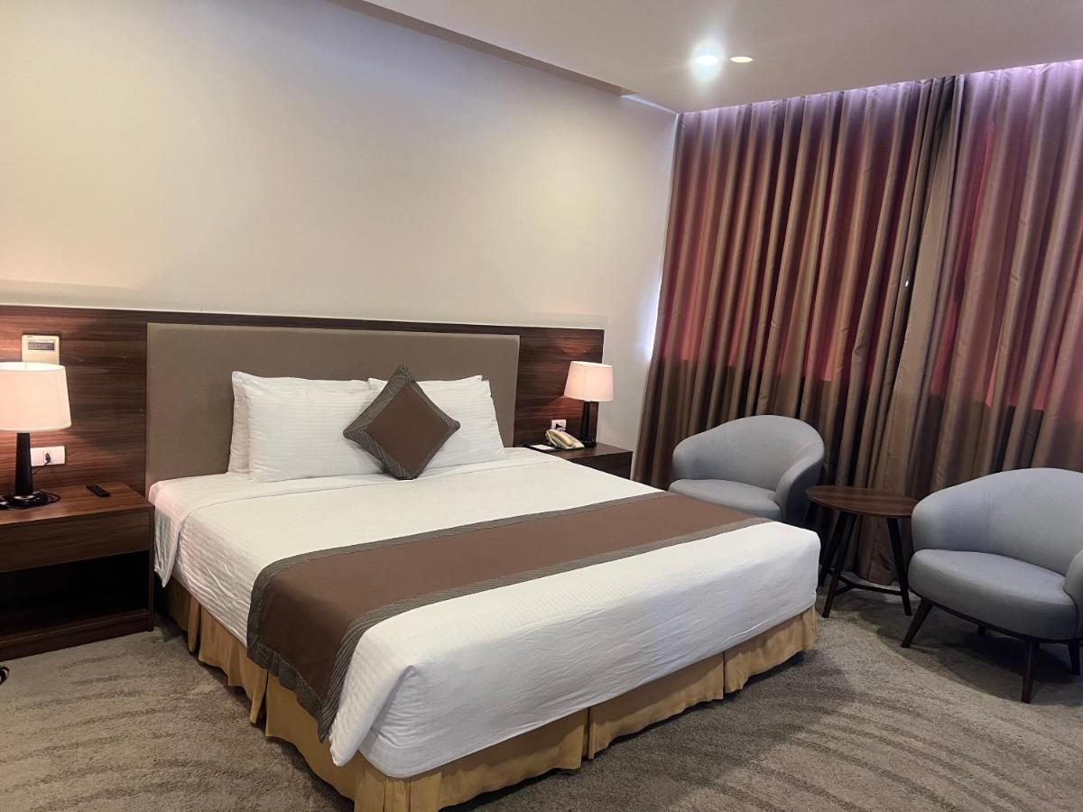 Mường Thanh Grand Khách sạn