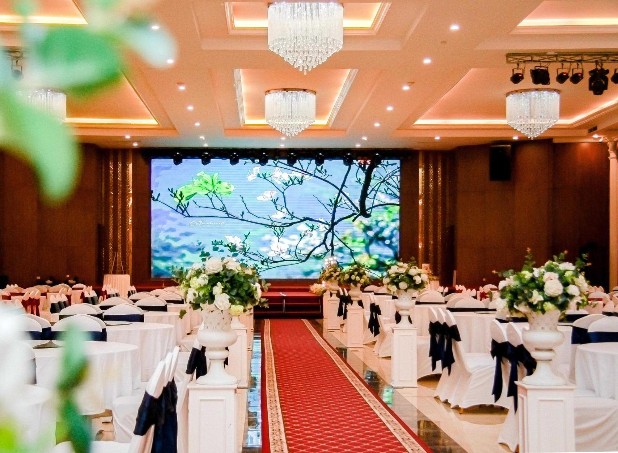 Khách sạn Mường Thanh Grand